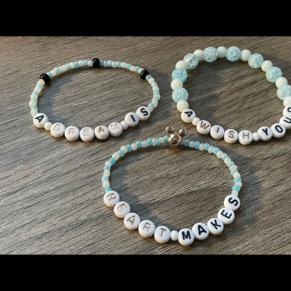 A Dream Is A Wish Your Heart Makes Disney Inspired Princess Theme Bracelets - Picture 6 of 6